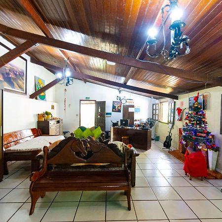 Hostel Chapada dos Guimarães Eksteriør billede